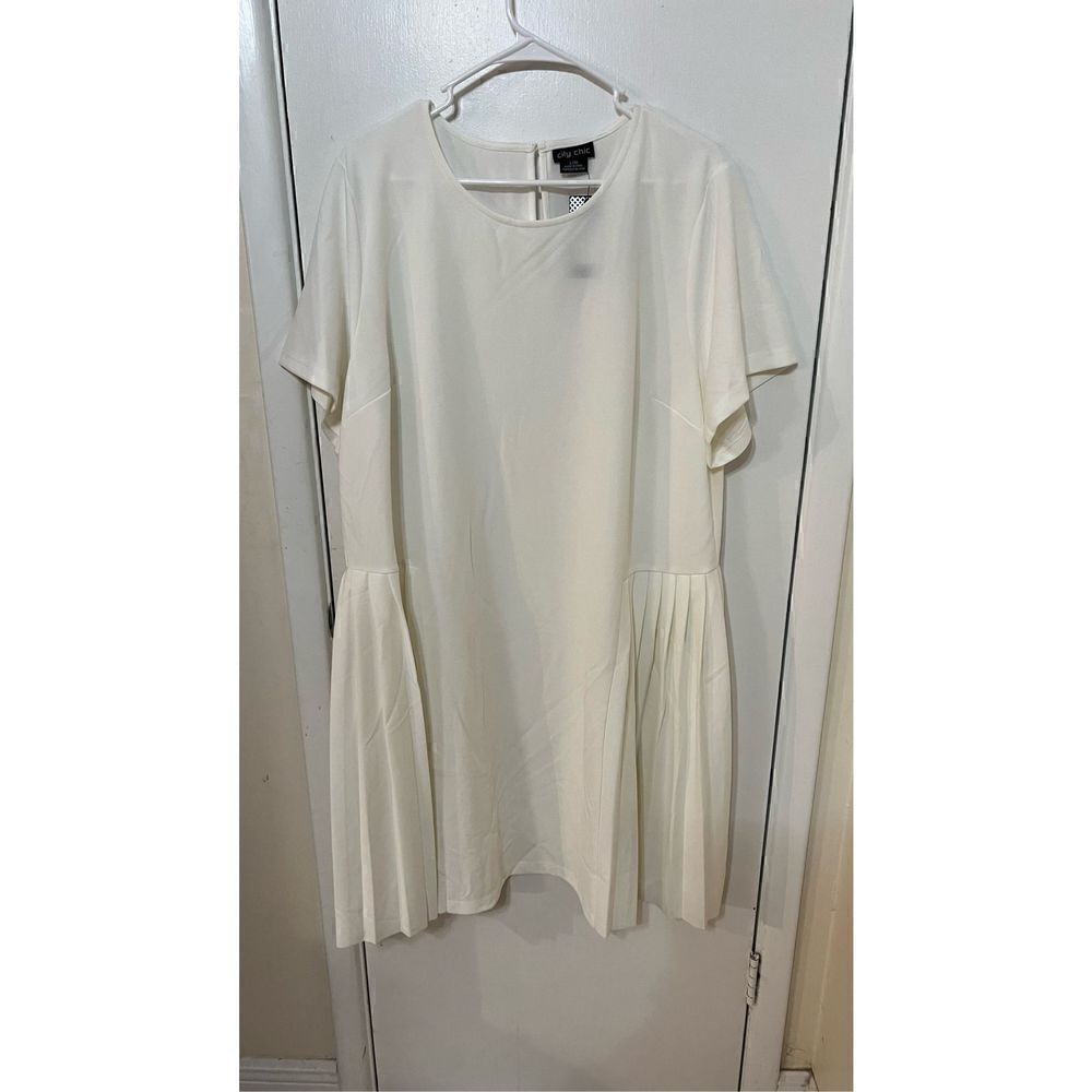 City Chic Women's Short Sleeves Crisp Dress Ivory White Size Large NWT P1-135